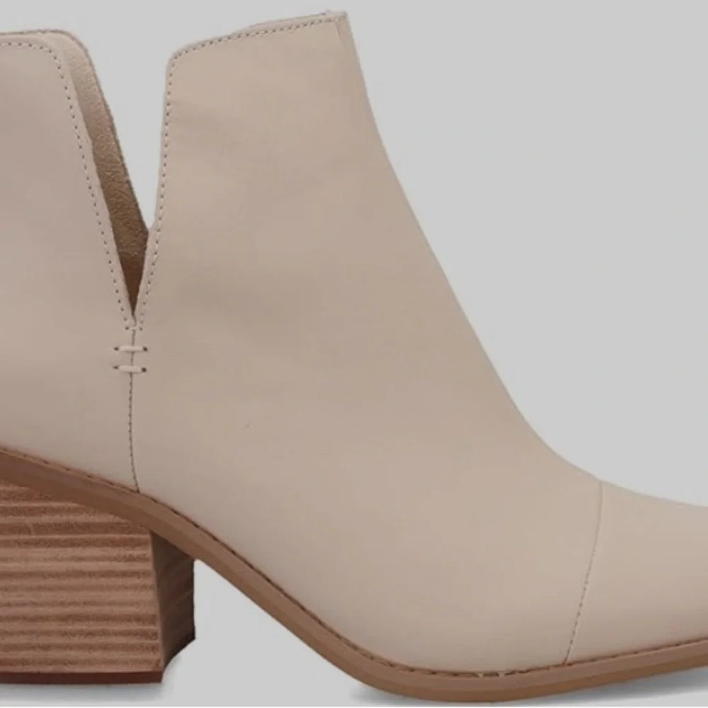 Tom’s Everly Boot 9.5 - Picture 1 of 5